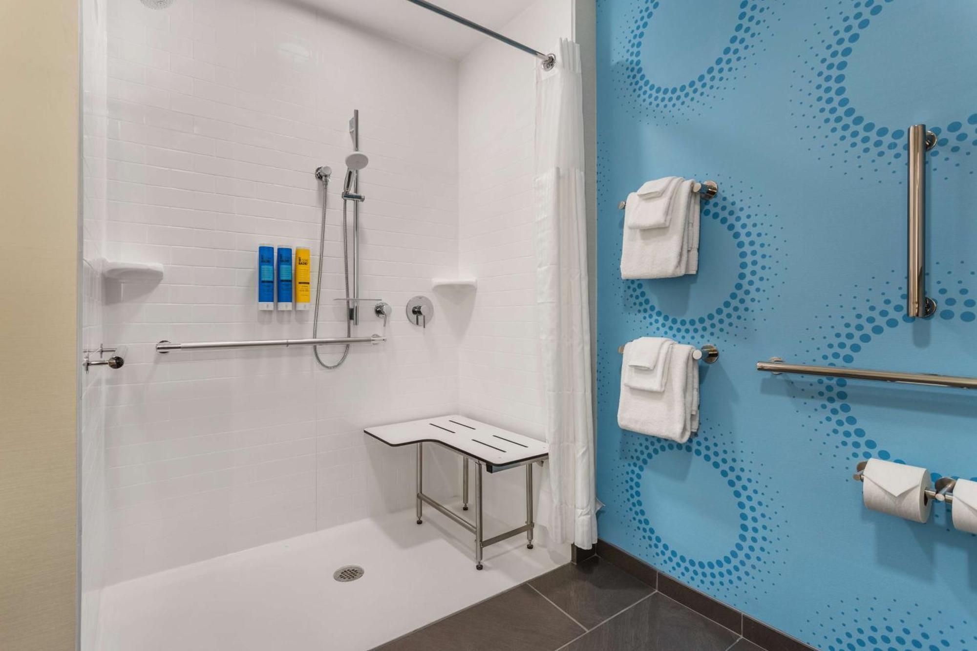 Tru By Hilton Janesville Exteriér fotografie